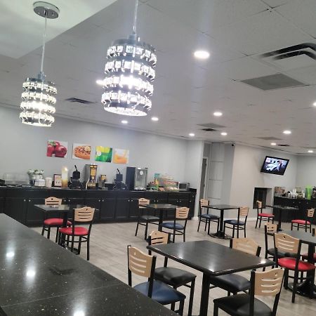 Quality Inn Terre Haute University Area Экстерьер фото