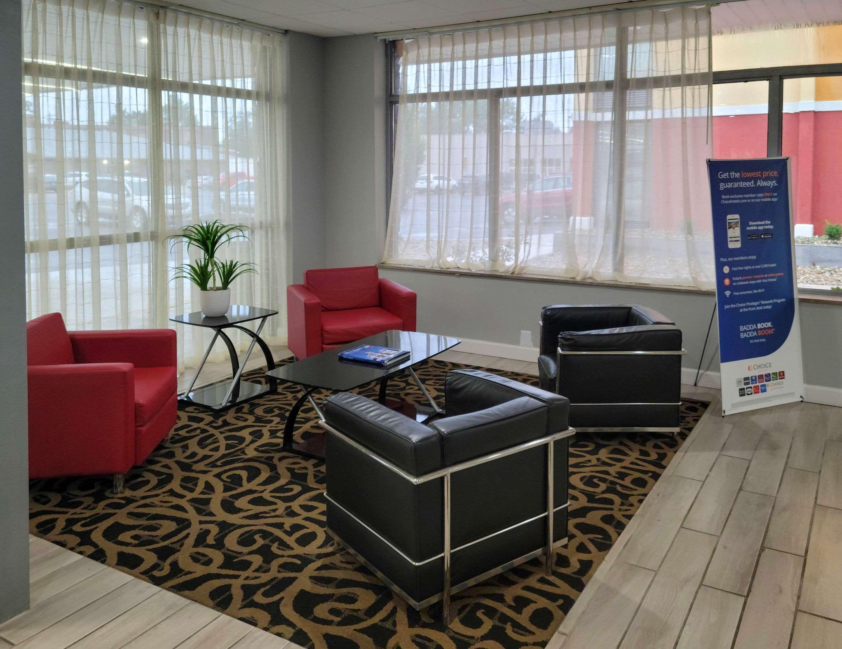 Quality Inn Terre Haute University Area Экстерьер фото