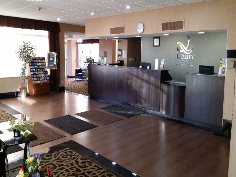 Quality Inn Terre Haute University Area Экстерьер фото